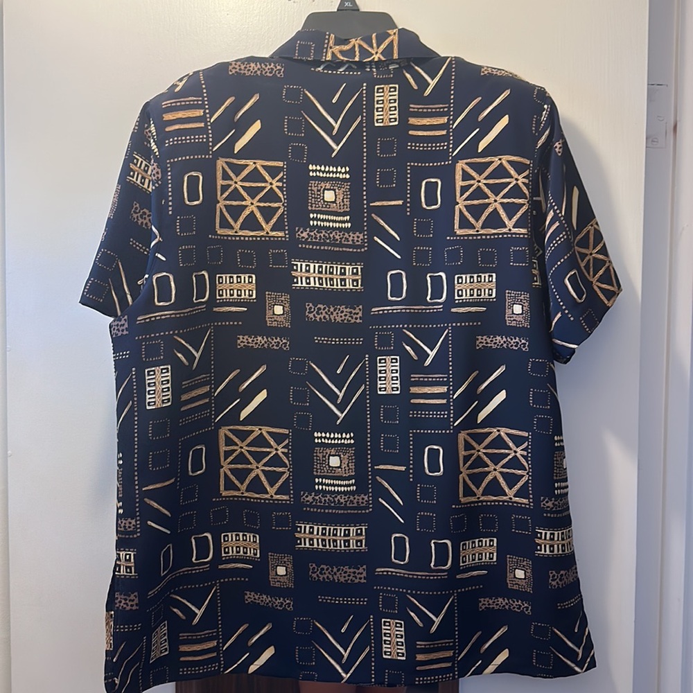 Buttons down blouse (navy) - Picture 4 of 4